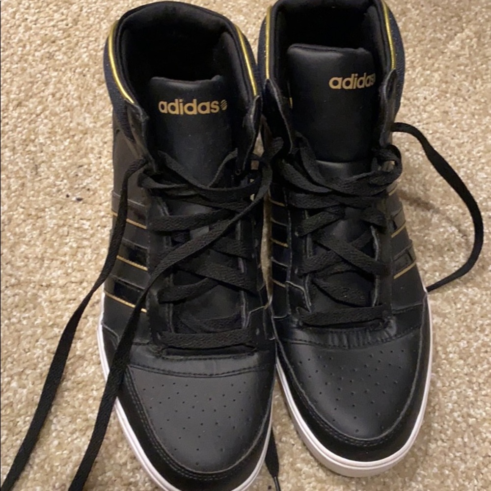 Black adidas size 10